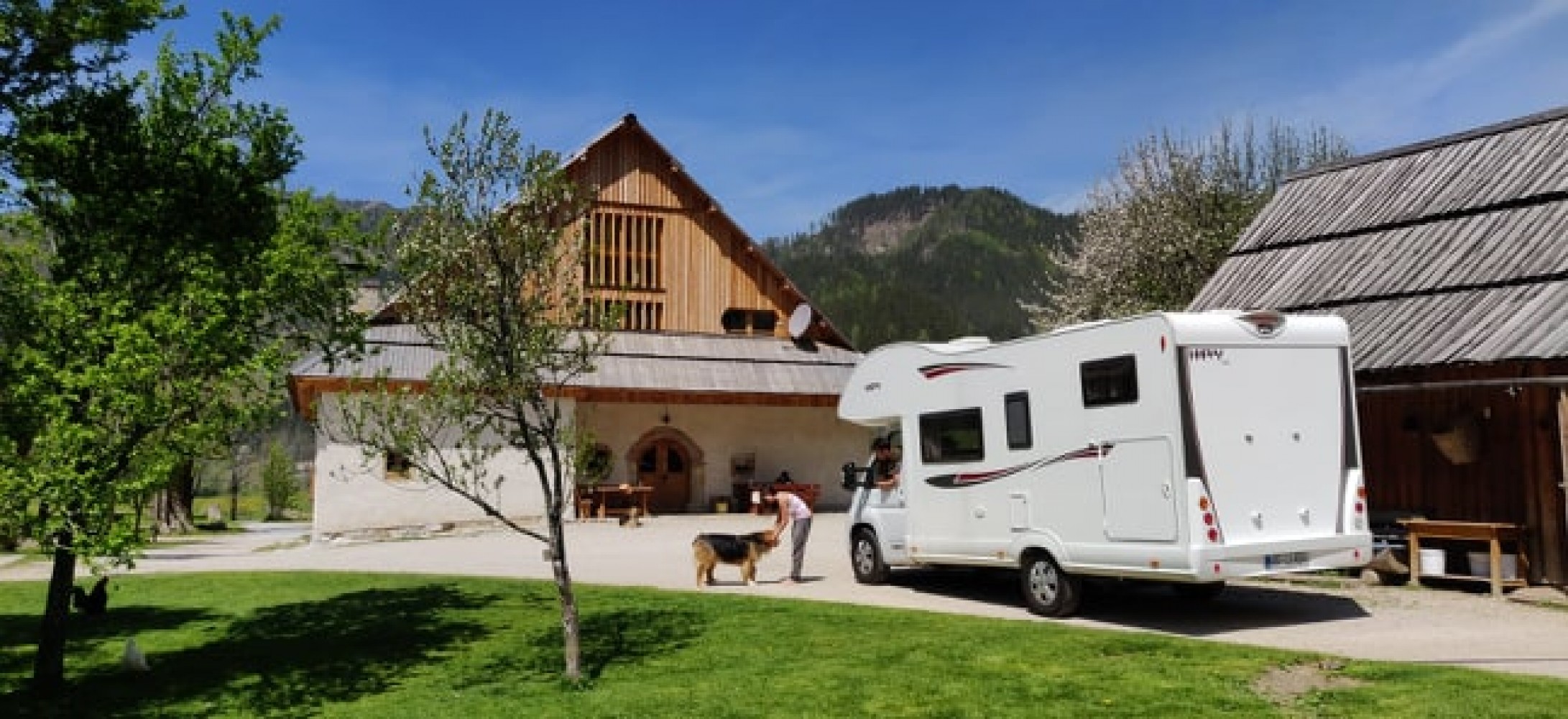 Kampiranje na &Scaron;enkovi domačiji, Jezersko. 